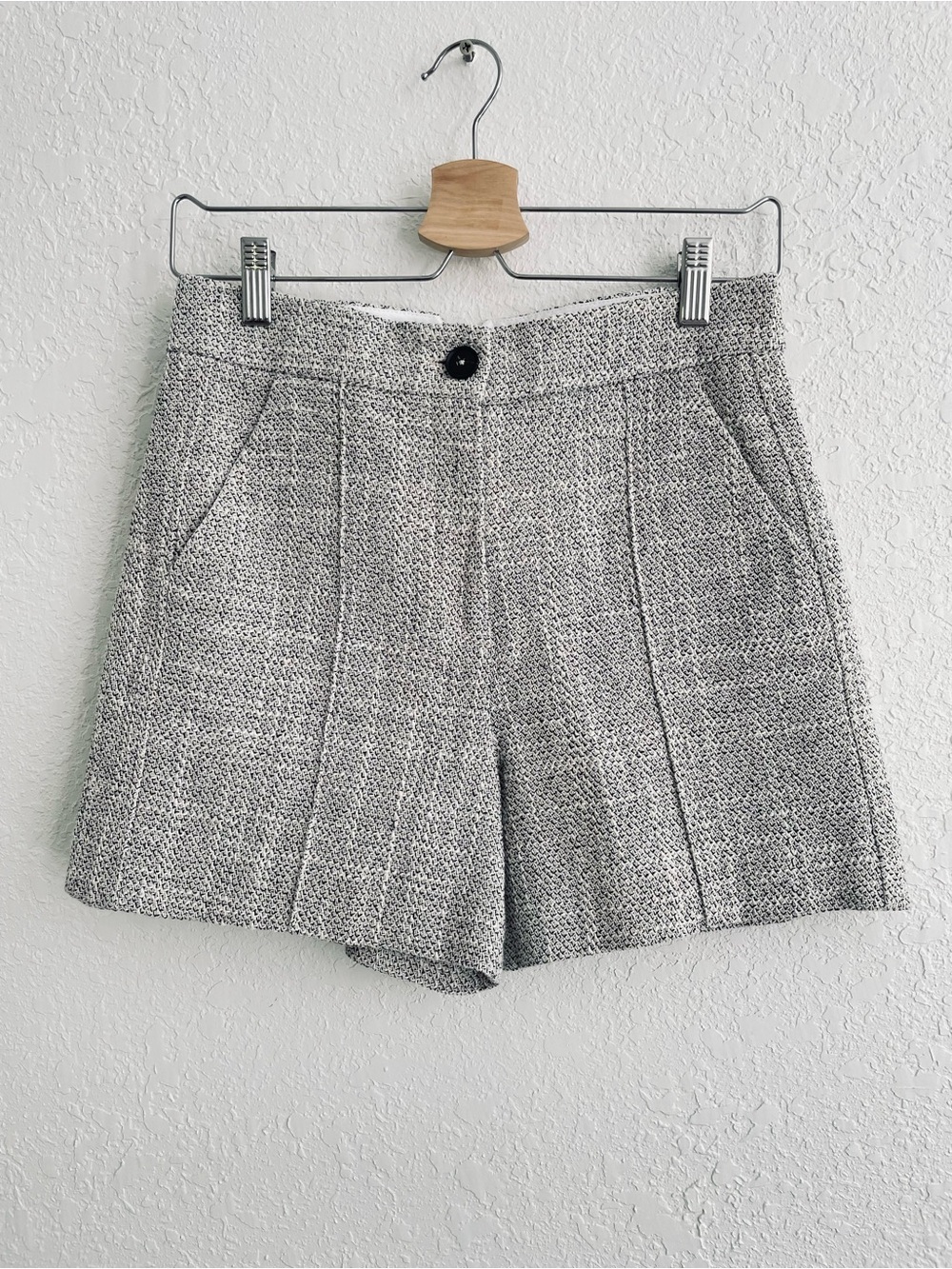 ME + EM Tweed Shorts Size 4 Quiet Luxury Preppy Collegiate Rich Girl Classic